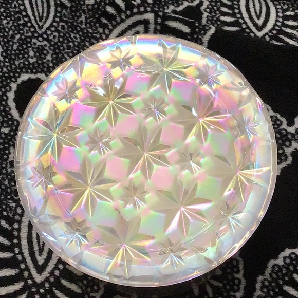 Bath and body works fireside candle with decorative lid - Picture 2 of 4